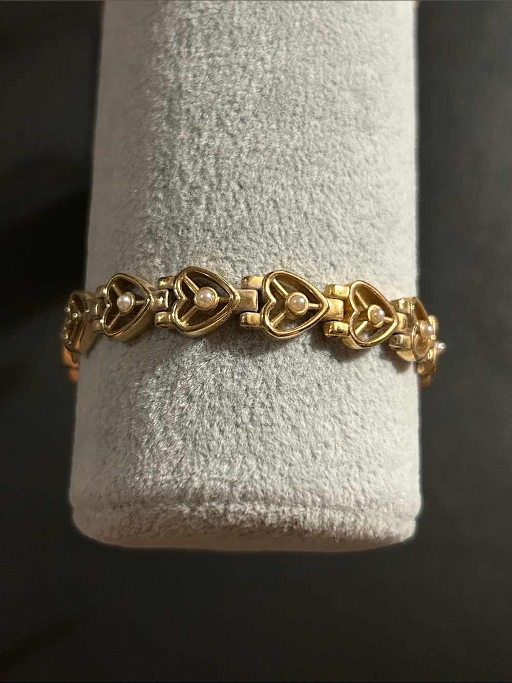 Gold Heart Link Bracelet with Pearl Accents